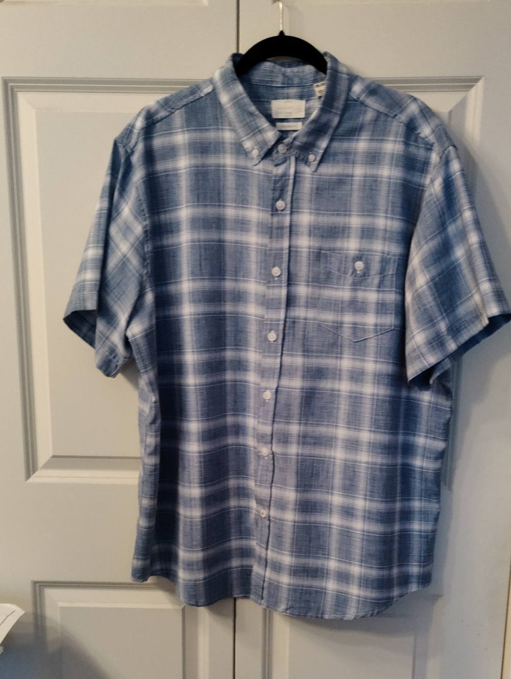 Weatherproof Vintage Light Blue and White Plaid Short-Sleeve Button-Down